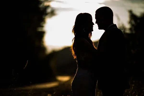 صورة تحتوي على شاب وفتاة جلب الحبيب خاضع